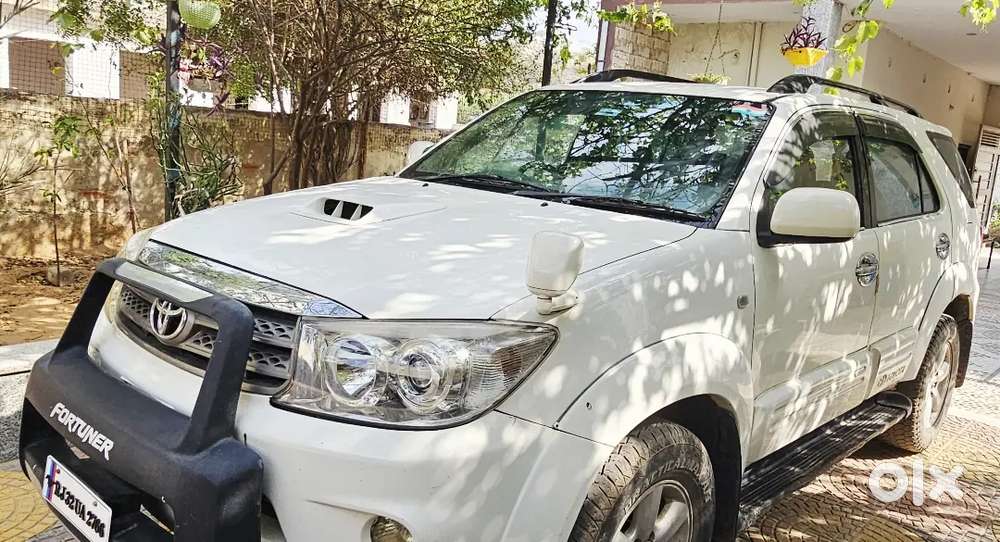 Toyota Fortuner 2.8 Diesel 2011
