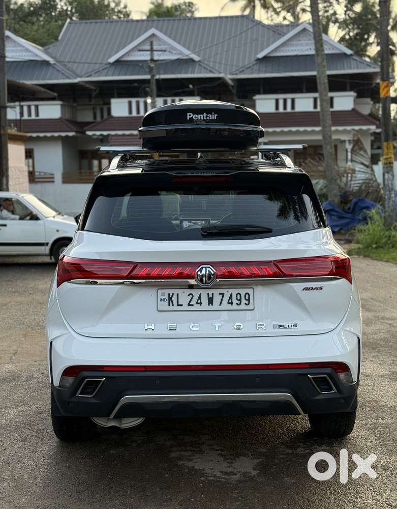 Mg Hector Plus Savvy Pro 1.5 Turbo Petrol Cvt 6 Str, 2023, Petrol