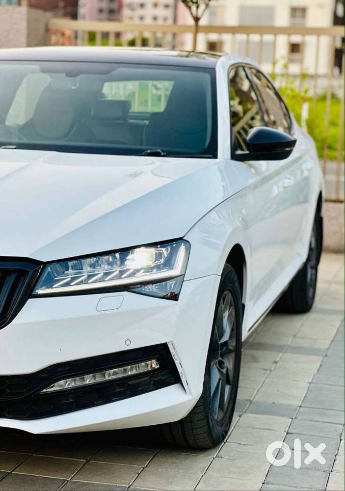 Skoda Superb 2.0 Sportline Tsi At, 2021, Petrol