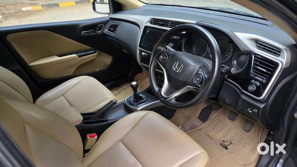 Honda City I-vtec V, 2017, Petrol