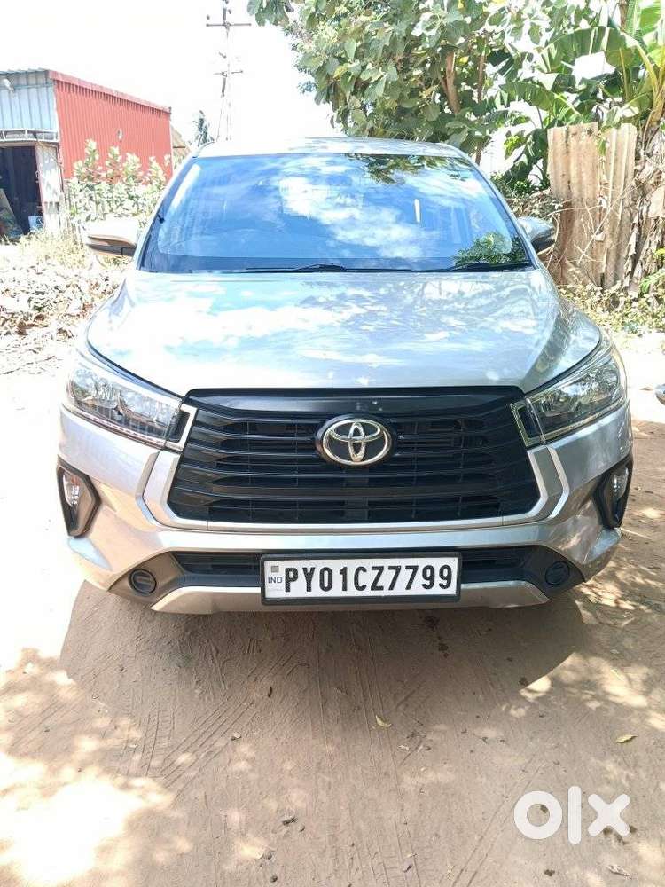 Toyota Innova Crysta 2.4 G Mt, 2022, Diesel