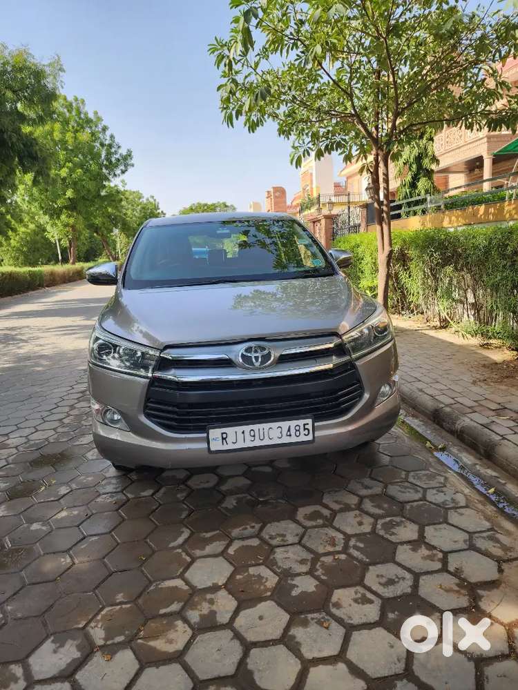 Toyota Innova Crysta 2017 Diesel 8str Good Condition