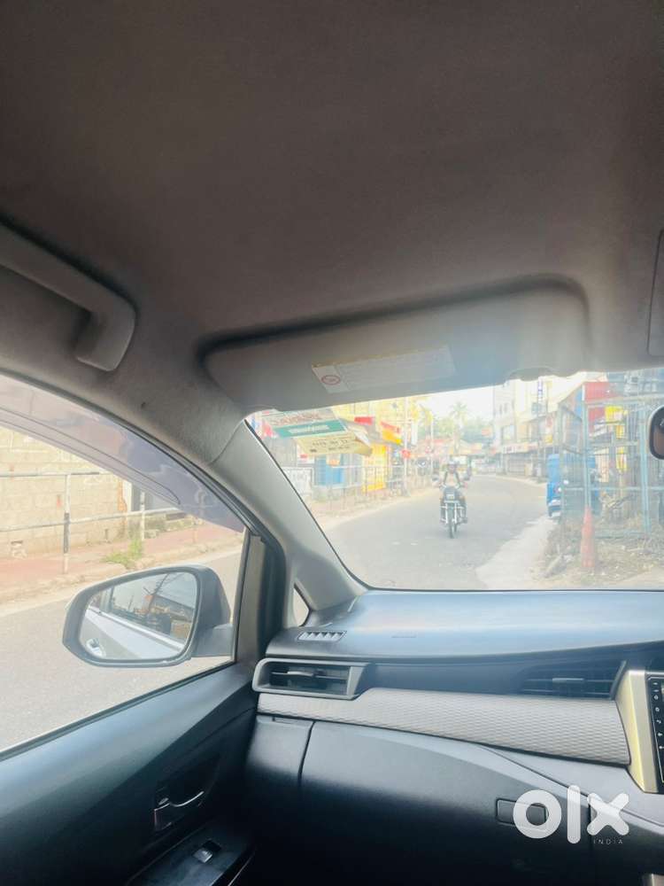 Toyota Innova Crysta 2016