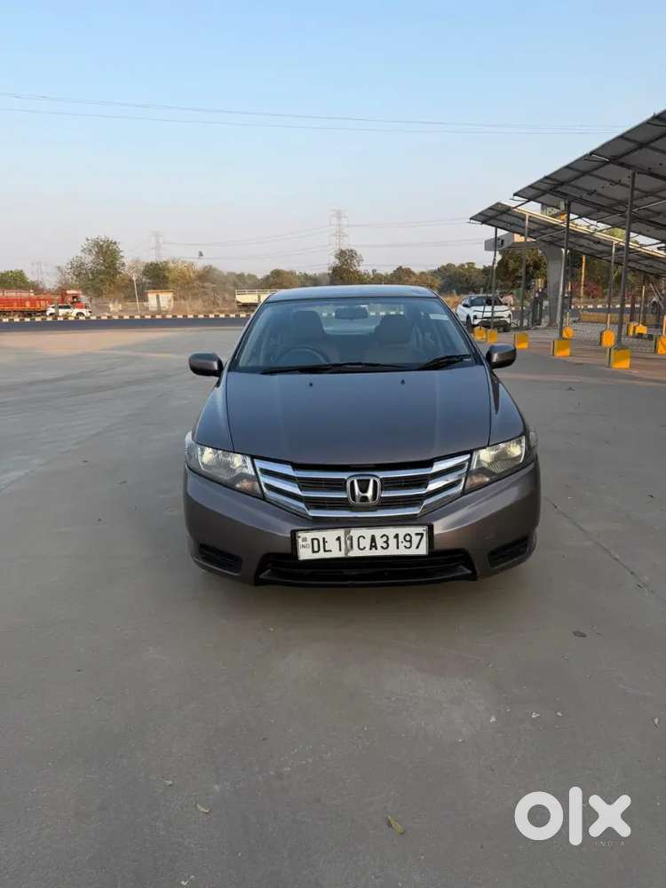 Honda City 2013 Petrol&cng  83650 Km Frist Owner