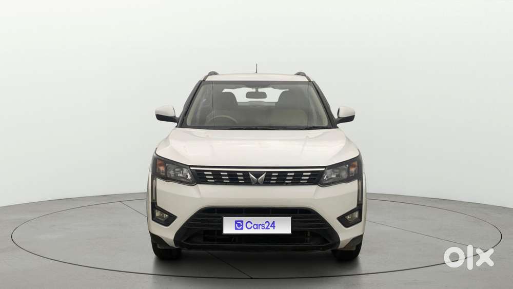 Mahindra Xuv300 W6, 2023, Petrol