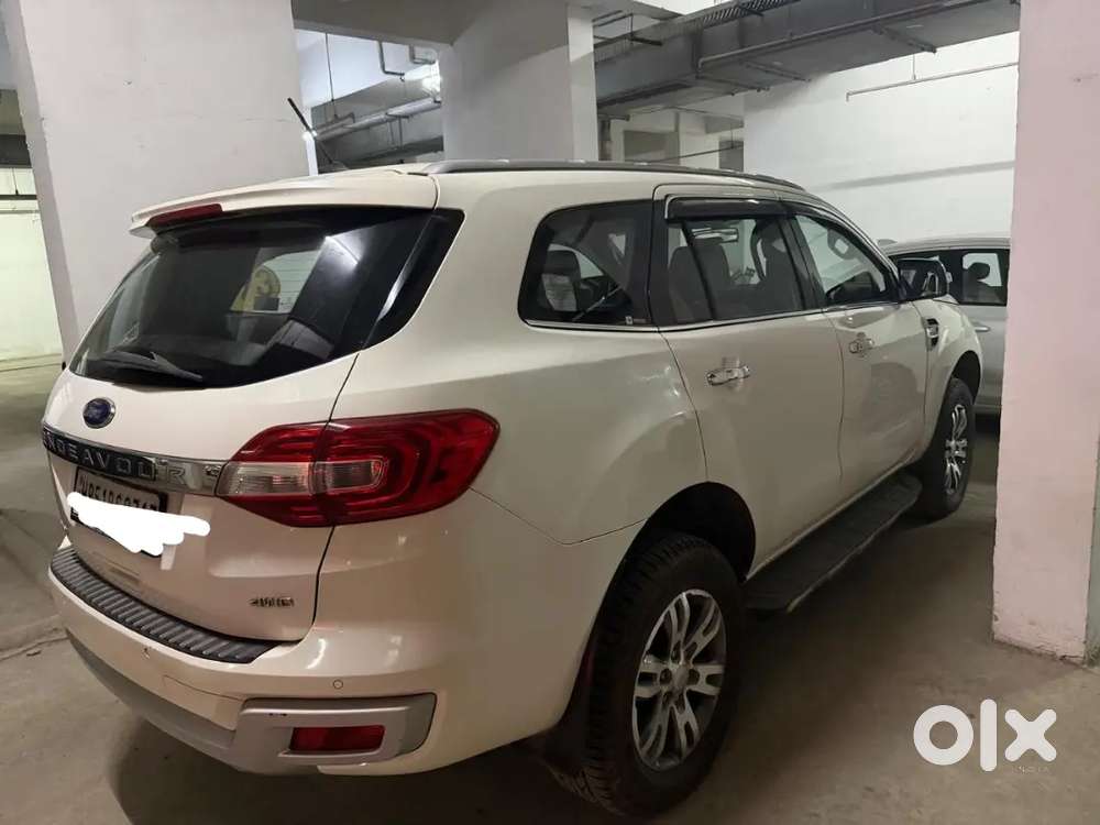 Ford Endeavour 3.2 2018