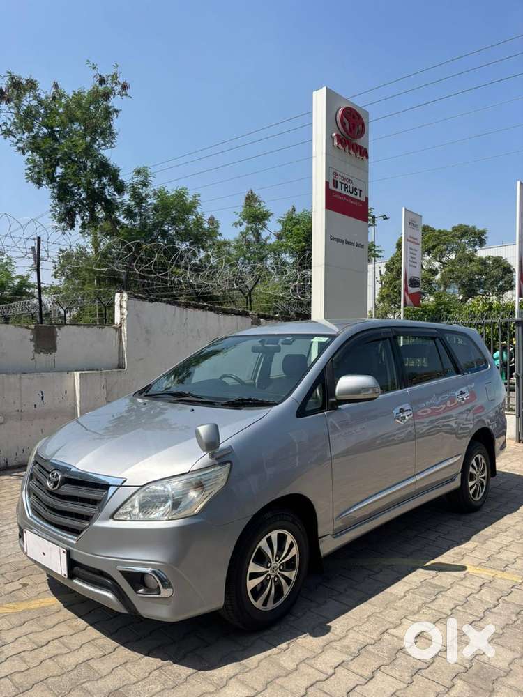 Toyota Innova 2012-2013 2.5 Vx (diesel) 7 Seater, 2015