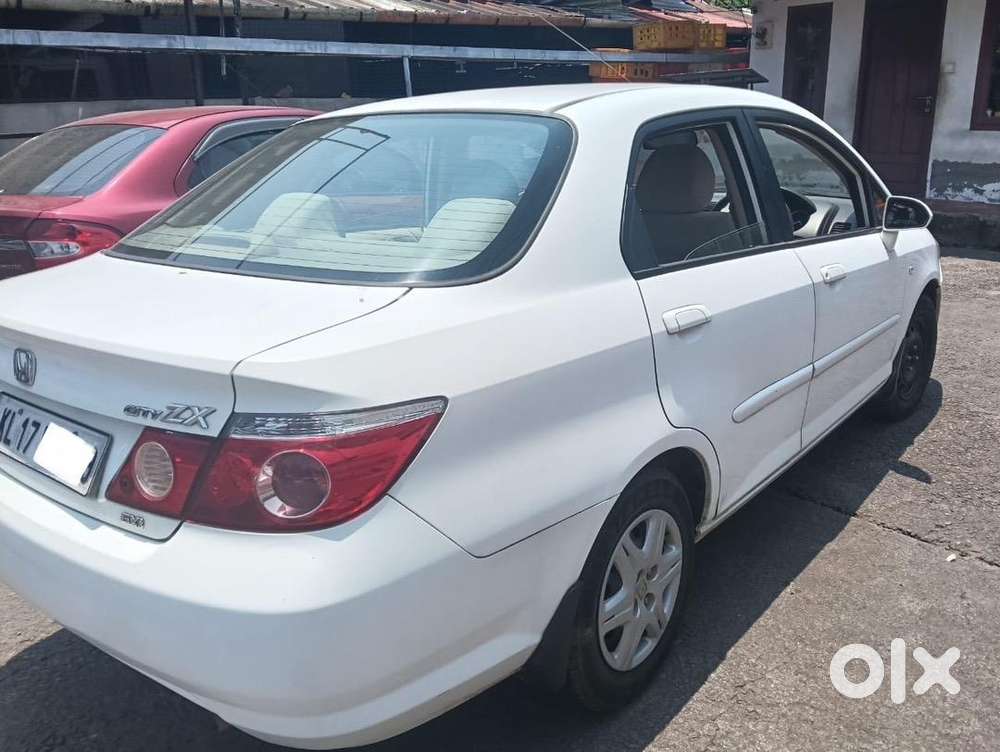 Honda City Zx 2006 Petrol Well Maintained
