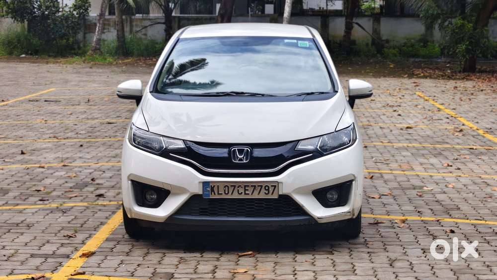 Honda Jazz V Automatic, 2015, Petrol