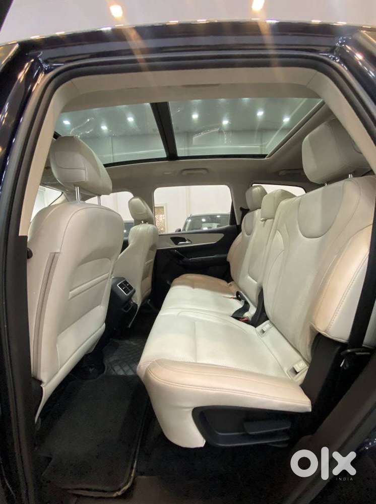 Mahindra Xuv700 2.2 Ax 7 Diesel At Luxury Pack Str, 2023, Diesel
