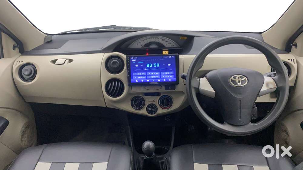 Toyota Etios Liva 2013-2014 G, 2012, Petrol