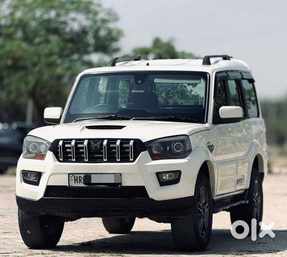 Mahindra Scorpio S10, 2015, Diesel