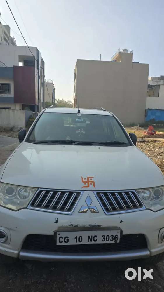 Mitsubishi Pajero Sport 2013