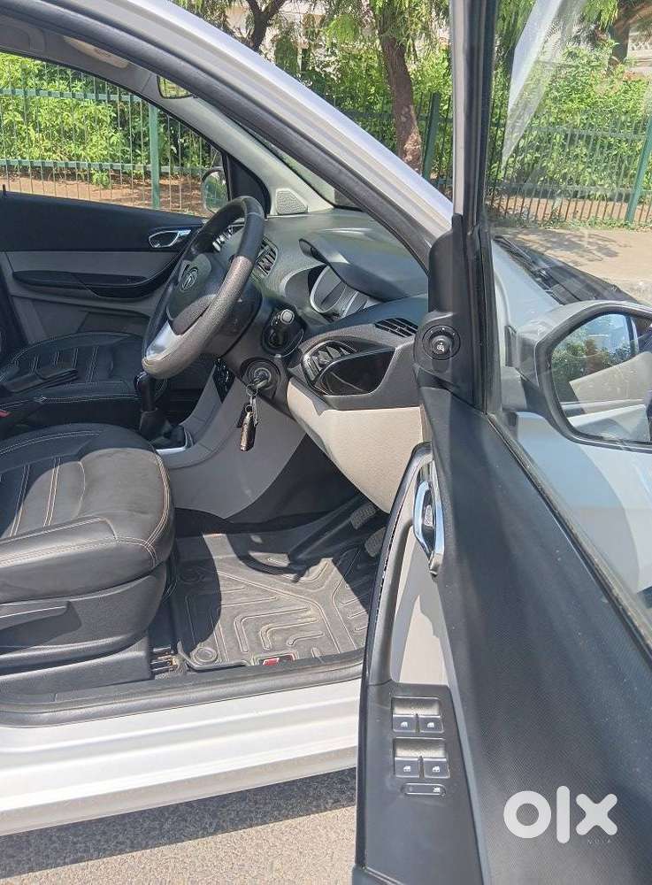 Tata Tiago Xz, 2017, Petrol