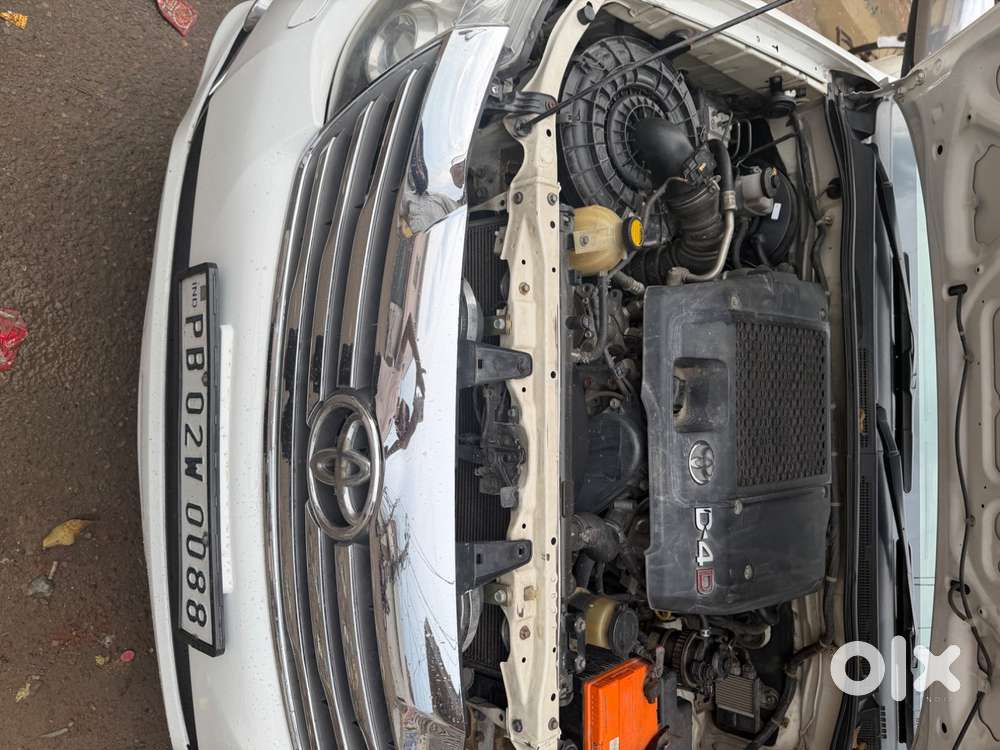 Toyota Fortuner 2011 Diesel Well Maintained