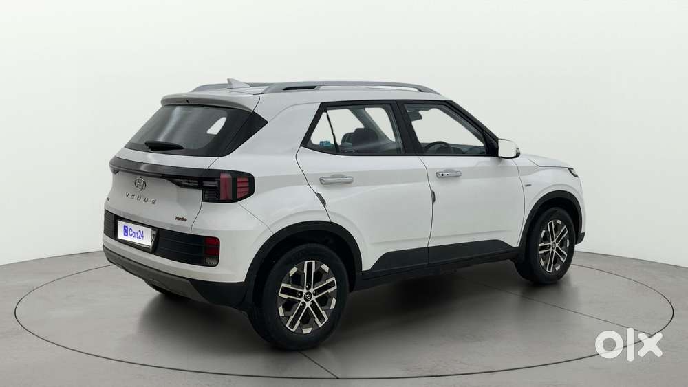 Hyundai Venue 1.0 Sx (o) Turbo Imt, 2023, Petrol