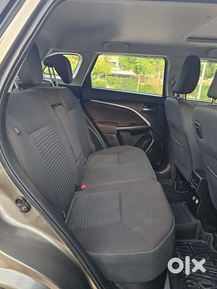 Maruti Suzuki Brezza 1.5 Zxi Smart Hybrid, 2022, Petrol