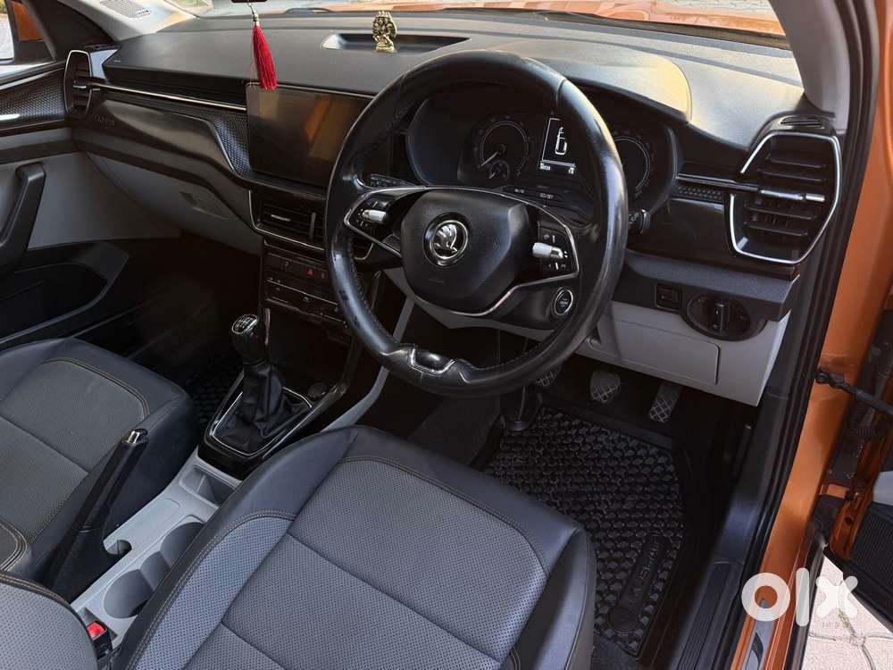 Skoda Kushaq 1.0 Tsi Style, 2022, Petrol