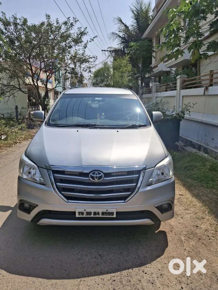 Toyota Innova Diesel 2014