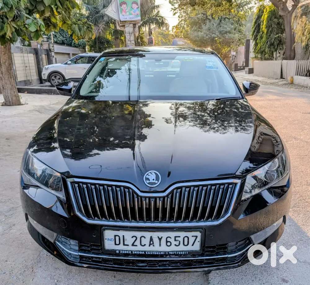 Skoda Superb L&k 2018 Petrol 82000 Km Driven