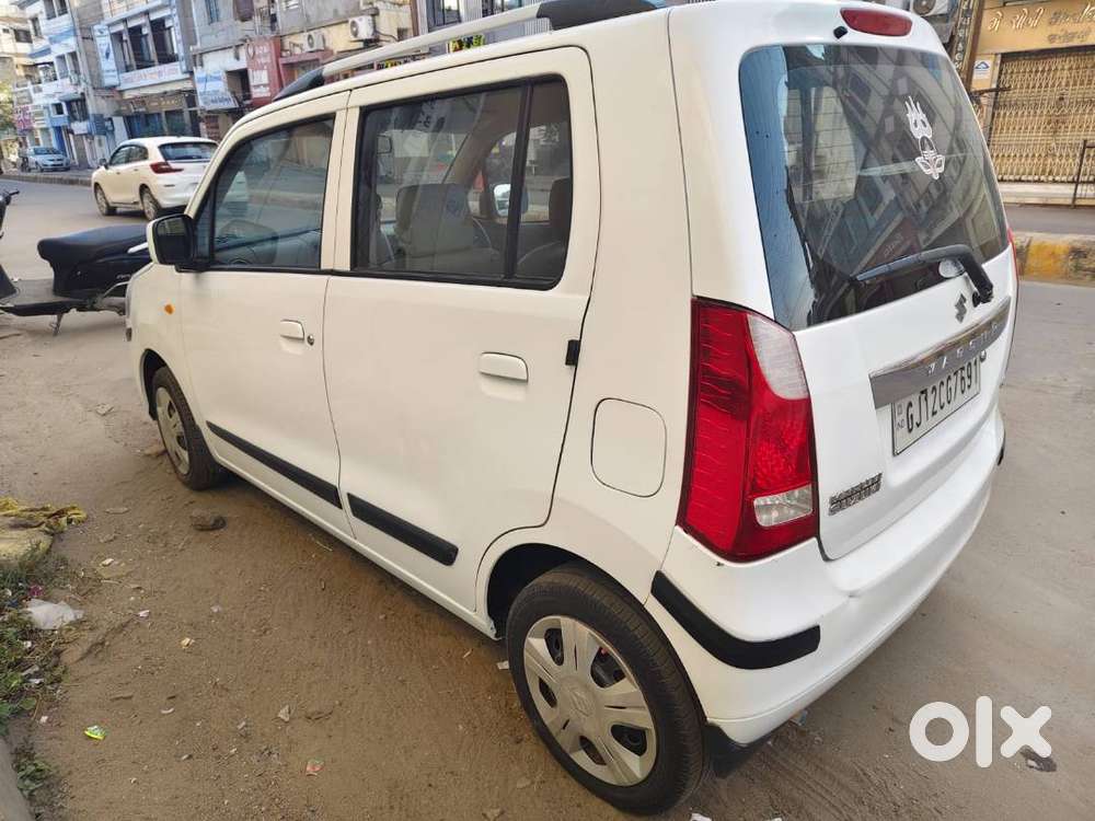 Tyre Top Condition Chilled Ac 2 Key Well Maintained