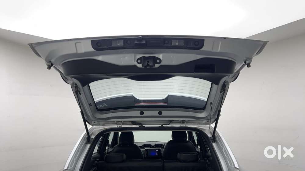 Nissan Magnite 1.0 Xv Premium, 2023, Petrol