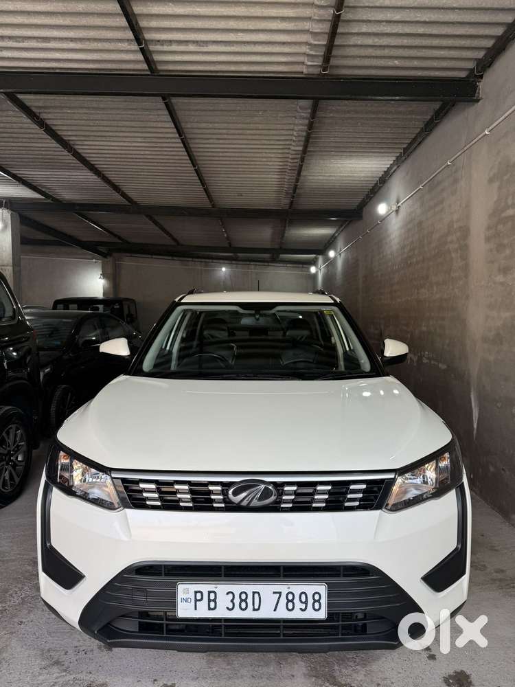 Mahindra Xuv300 W6 Diesel, 2020, Diesel