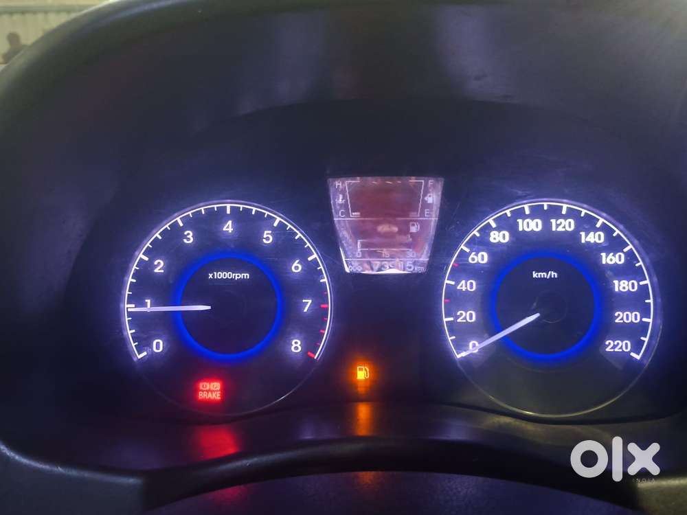 Hyundai Verna Sx(o) Petrol At, 2013, Petrol