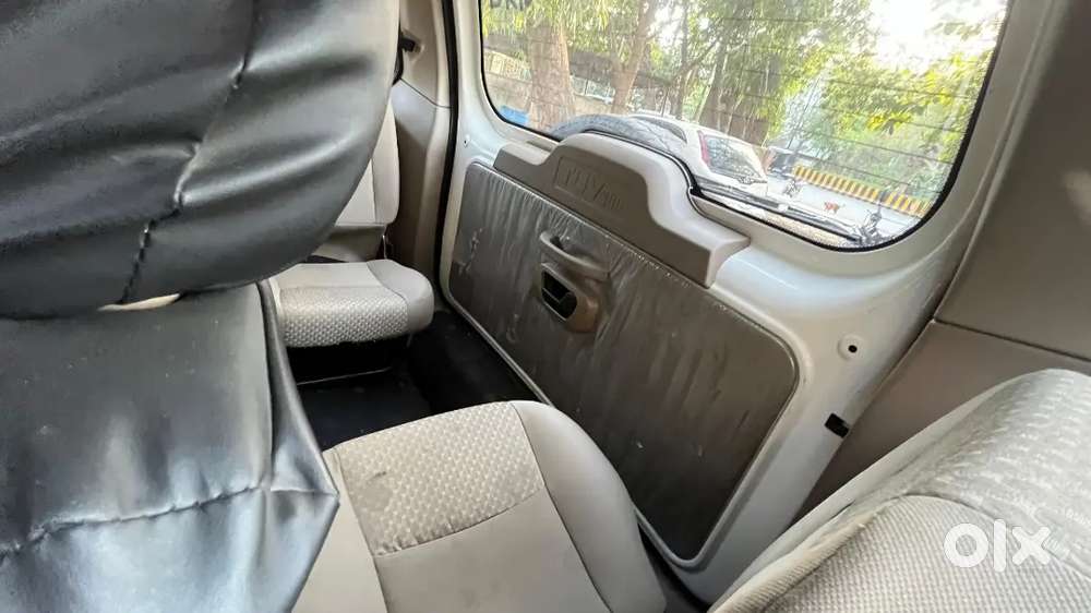 Mahindra Tuv 300 2020