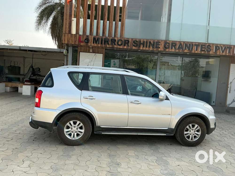 Mahindra Rexton, 2014, Diesel