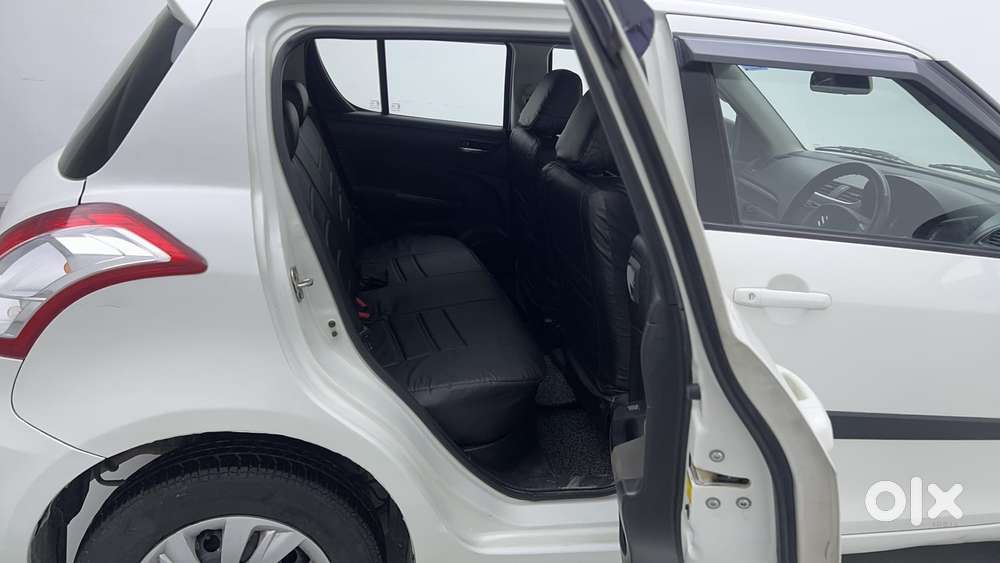 Maruti Suzuki Swift 2018 Vxi, 2017, Petrol