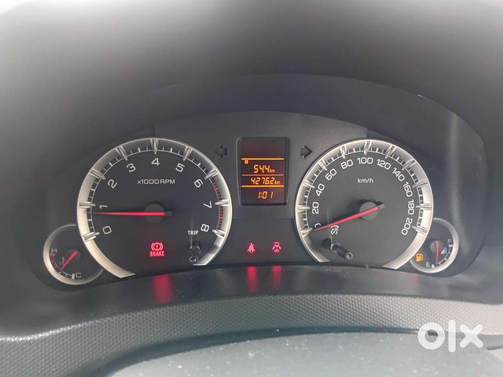 Maruti Suzuki Swift Vxi Optional, 2016, Petrol