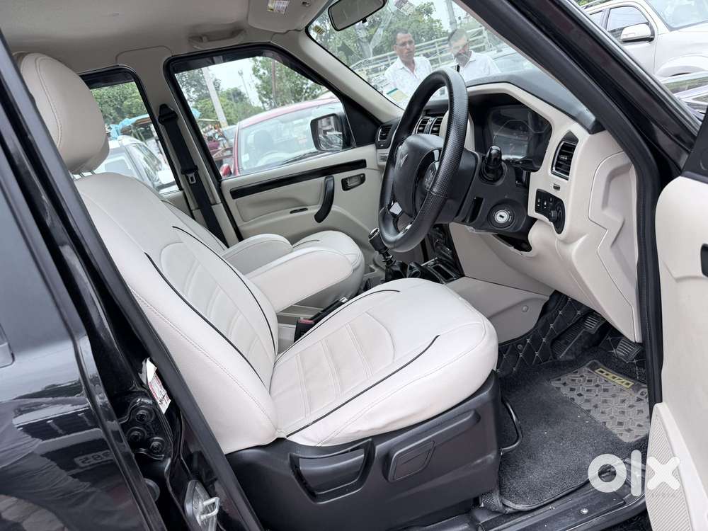 Mahindra Scorpio Classic 2.2 S 11 Mt 7 Str, 2024, Diesel