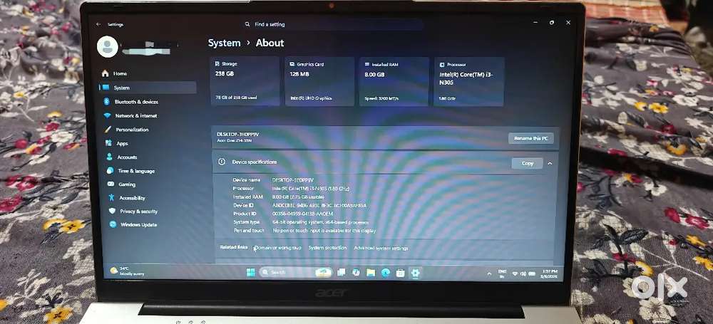 Laptop ACER Intel core i3 laptop 238 gb storage 128Gb graphics card.