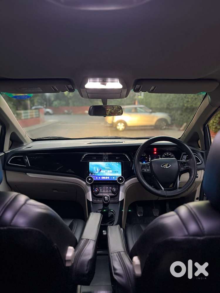 Mahindra Marazzo M6, 2018, Diesel