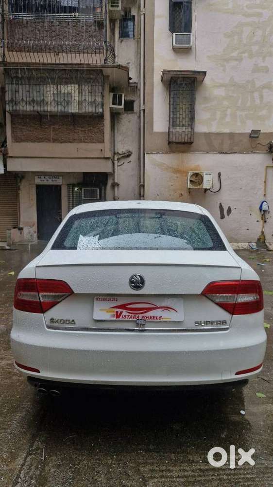 Skoda Superb 1.8 Elegance Tsi At, 2014, Petrol