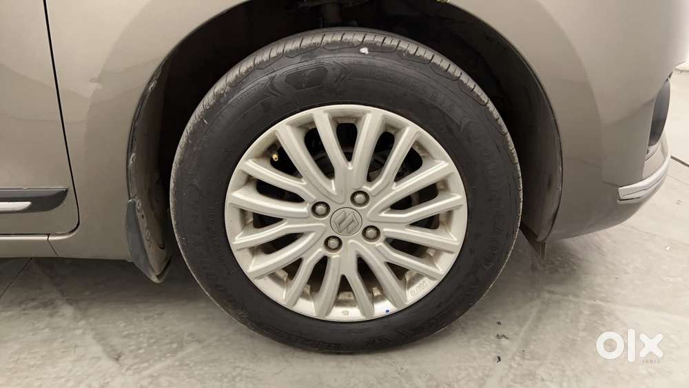 Maruti Suzuki Dzire 1.2 Zxi, 2018, Petrol