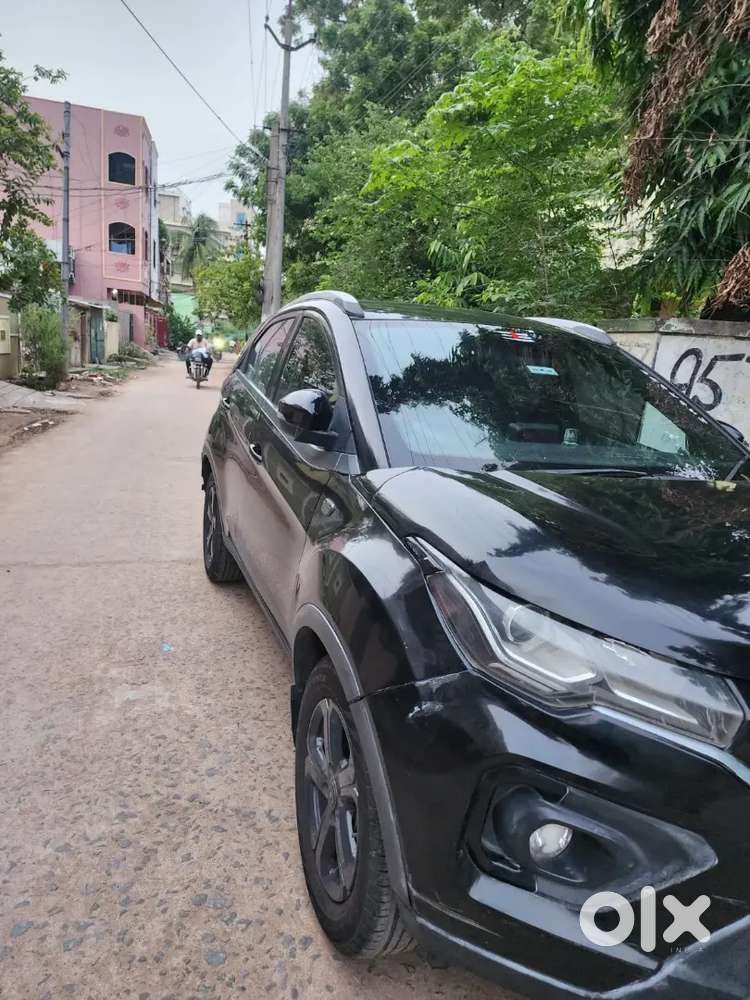 Tata Nexon , Dark Edition, Cng Also