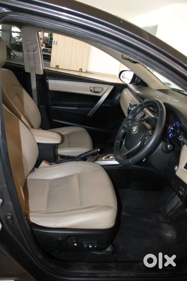 Toyota Corolla Altis Vl, 2016, Petrol