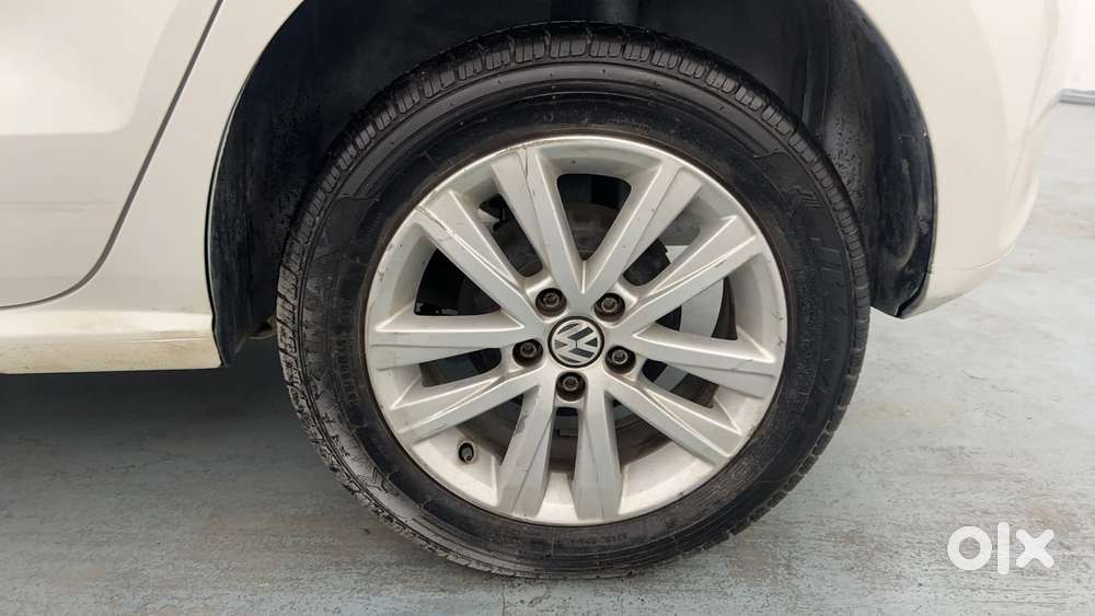 Volkswagen Polo Petrol Highline 1.2l, 2014, Petrol