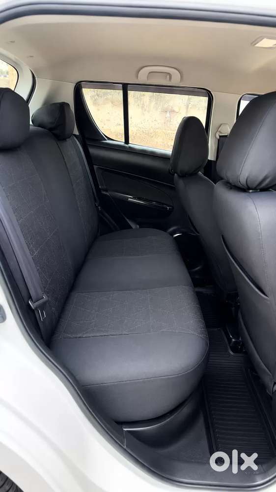 Maruti Suzuki Swift Vxi Optional, 2017, Petrol