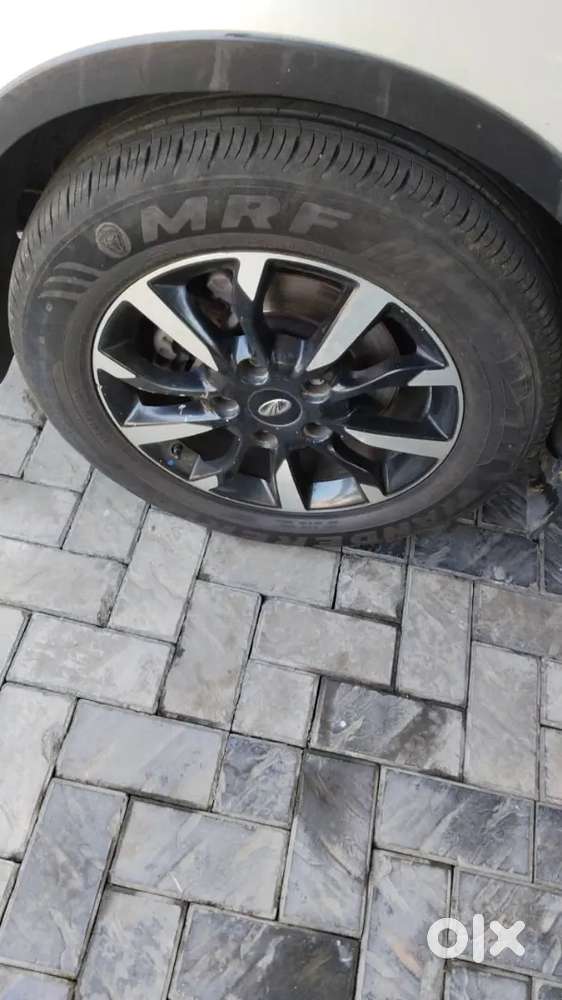 Mahindra Xuv500 2.2 W11 2018