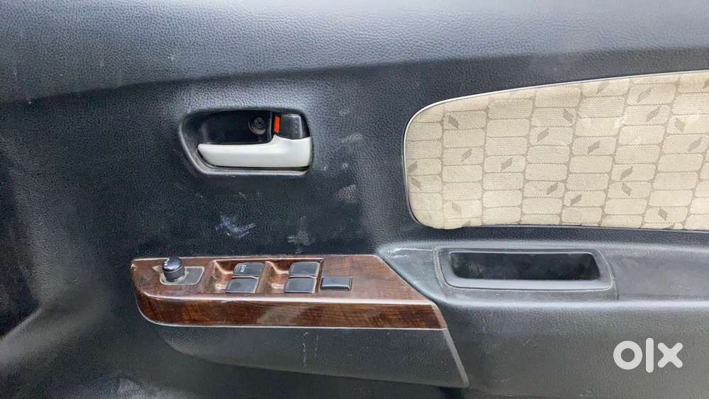 Maruti Suzuki Wagon R 1.0 Vxi, 2014, Petrol