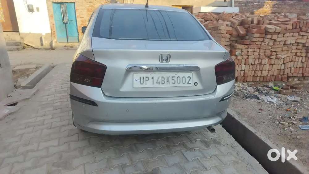 Honda City 1.5 Zx 2011  Hai 2031 Tak Vailid Hai