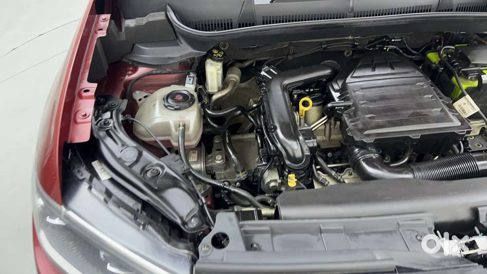 Volkswagen Taigun Topline 1.0 Tsi At (electric Seats), 2021, Petrol
