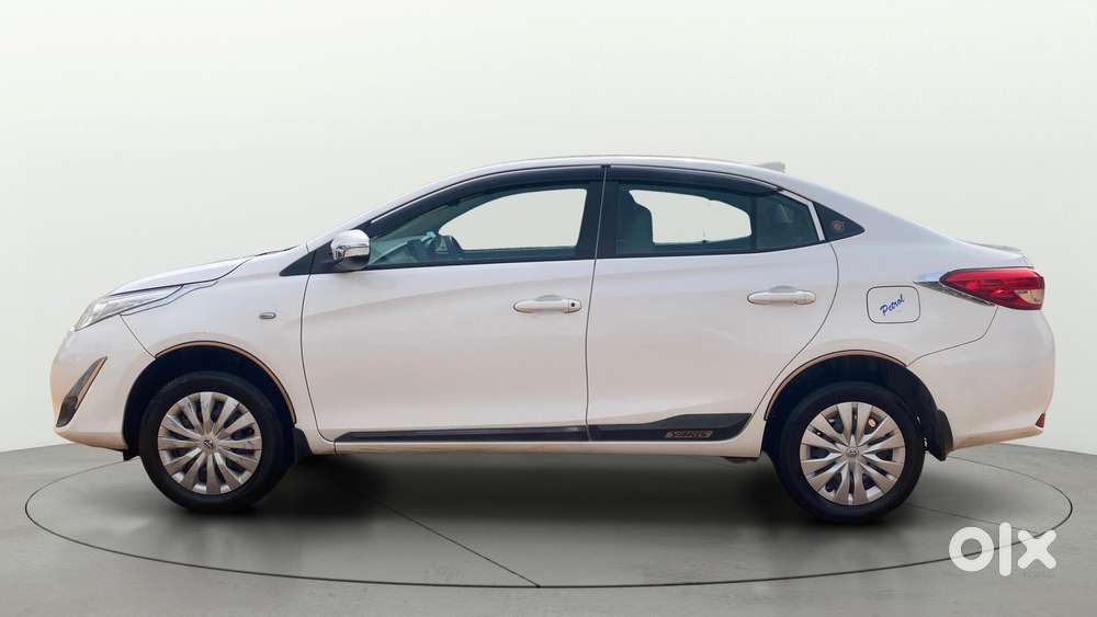 Toyota Yaris J, 2021, Petrol
