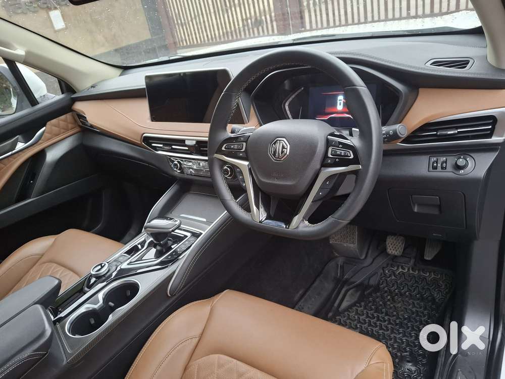 Mg Gloster Savvy 7 Seater, 2024, Diesel