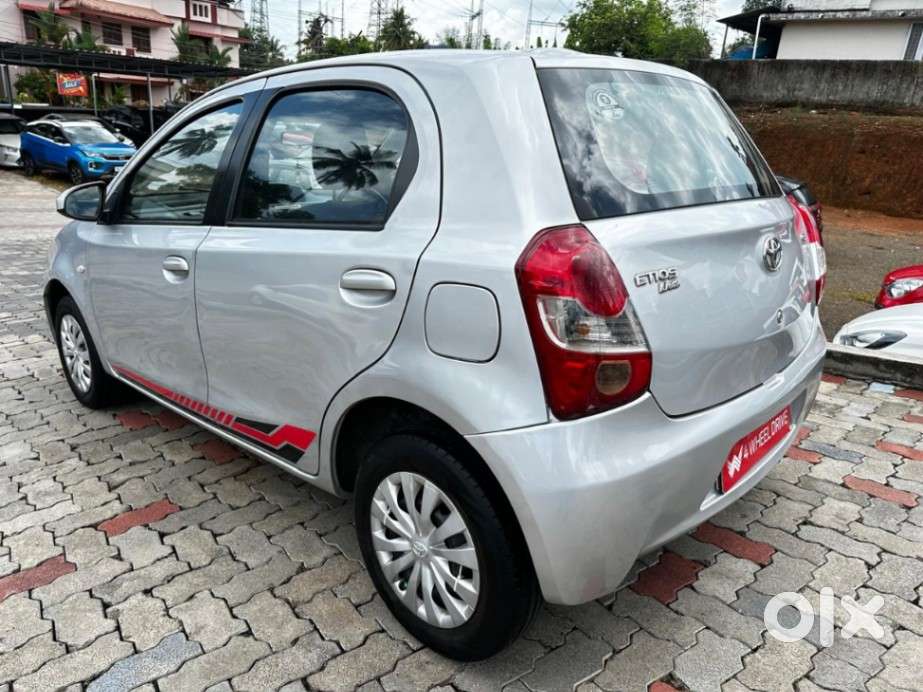 Toyota Etios Liva 2013-2014 G, 2014, Petrol