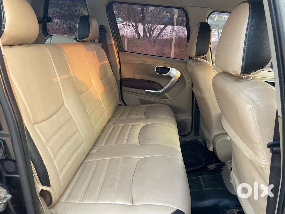 Mahindra Tuv 300 Mhawk100 T8, 2017, Diesel