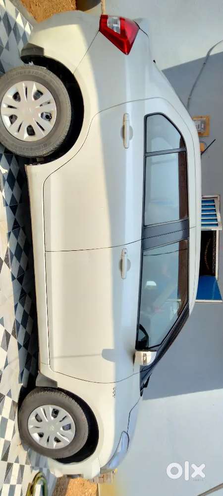 Maruti Suzuki Swift Dzire 2012 Petrol Well Maintained